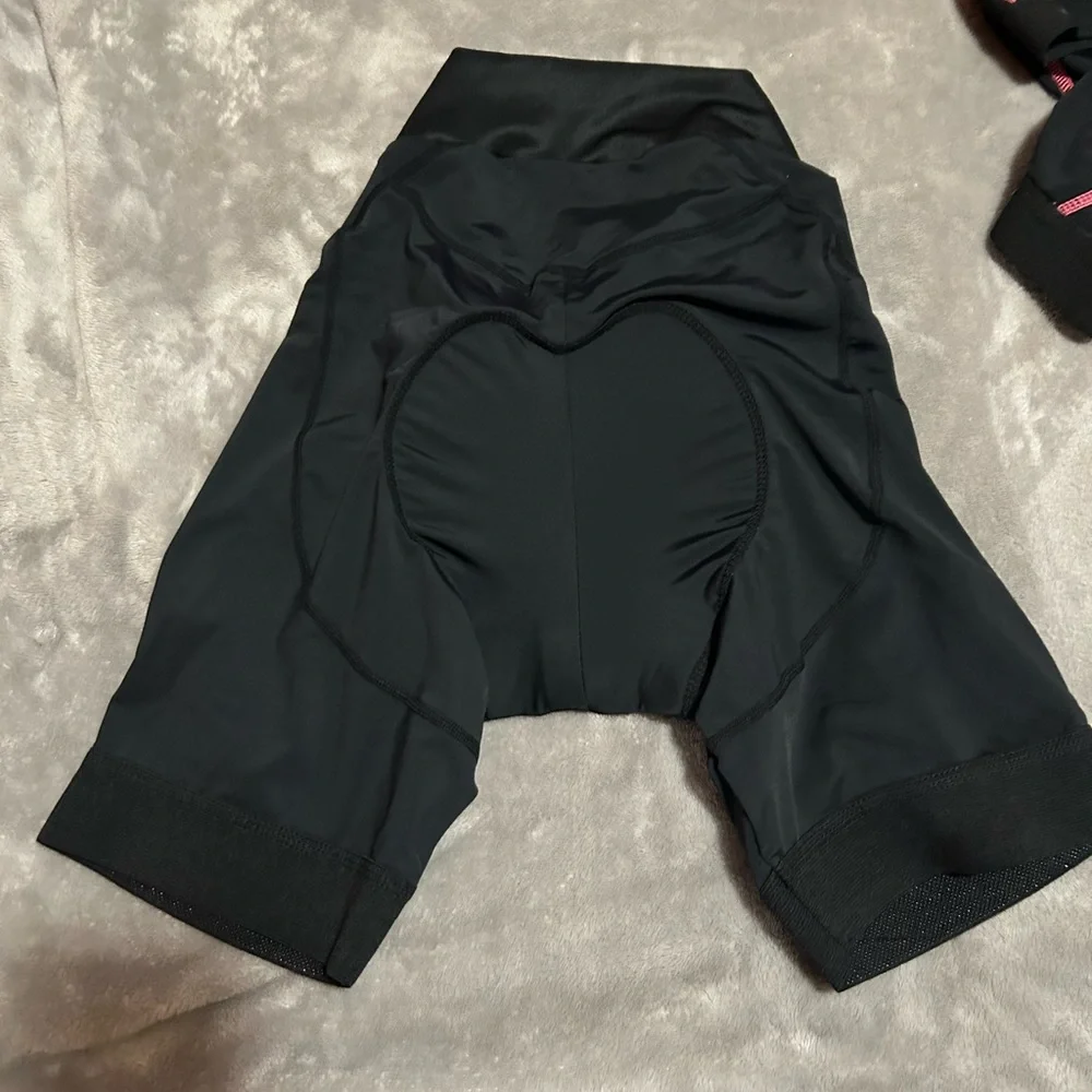 Black Cycling Shorts - Picture 3 of 3